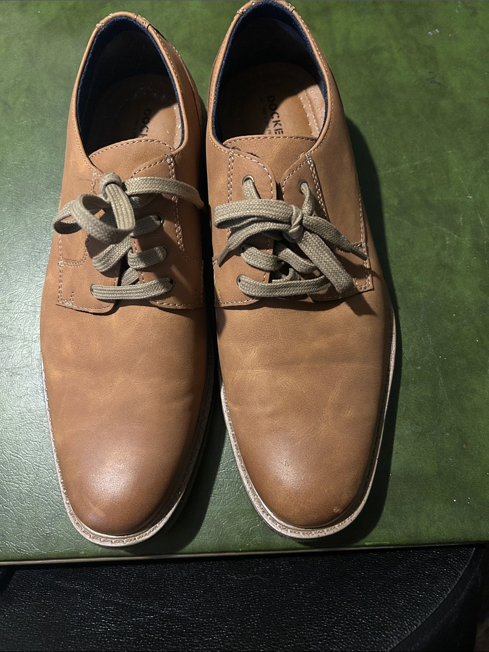Dockers Men’s Light Brown Casual Lace-Up Oxfords
